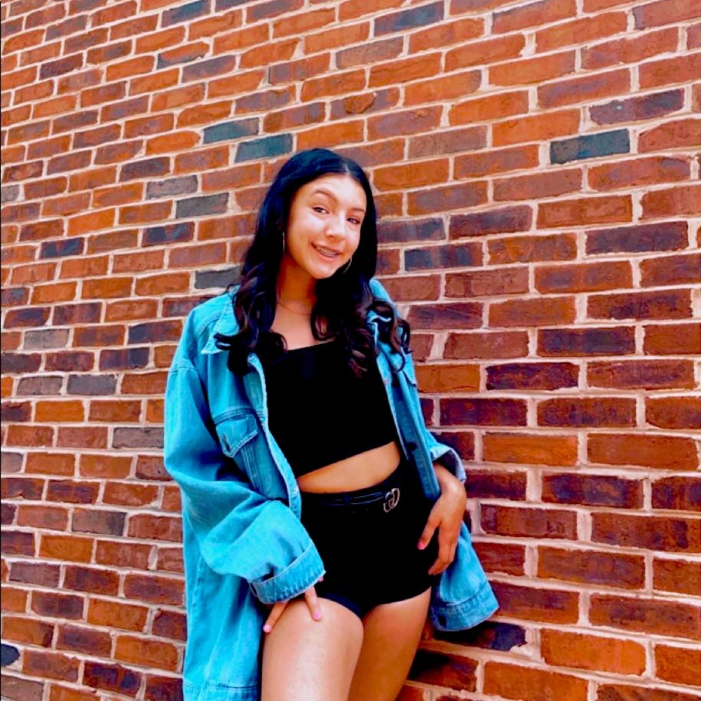 Kendal&Kylie small black denim shorts